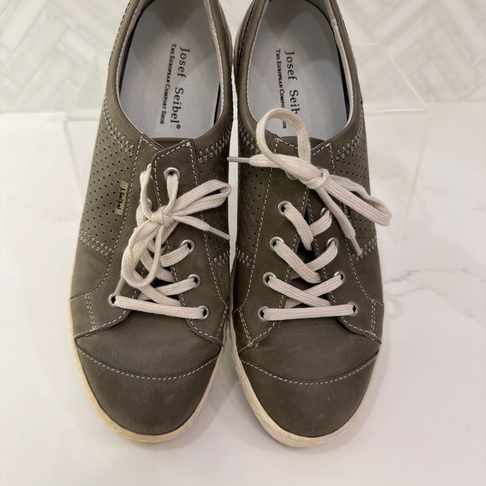 Josef Seibel Women's Sneakers - Taupe